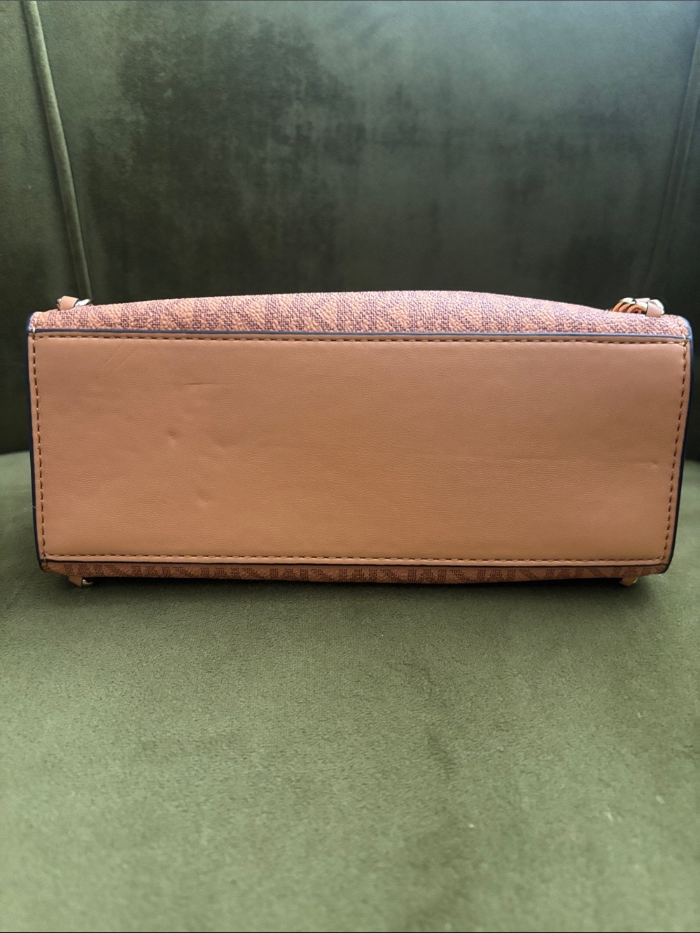 Michael Kors cider color MK Logo Chain-Trim Shoulder Bag - Picture 4 of 11